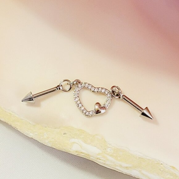 Heart industrial barbell flexible w clear cubic zirconia and cone ends - Picture 2 of 5